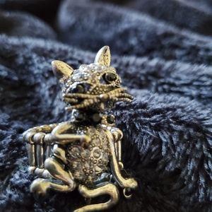 Silver cat ring